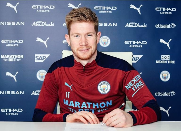 Kevin De Bruyne extends contract with Man City until 2025 2