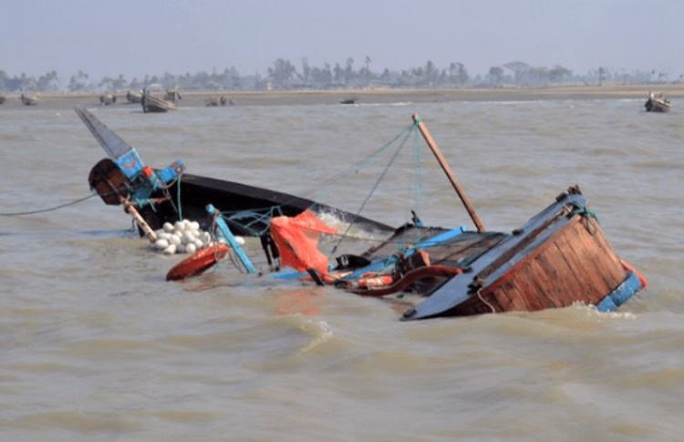 Gabon, sokoto boat mishap
