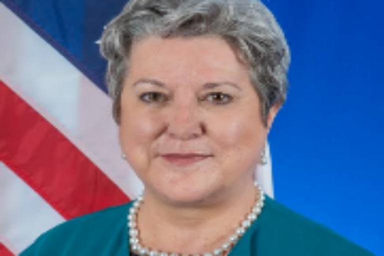 US Ambassador to Nigeria, Mary Beth Leonard scholarship