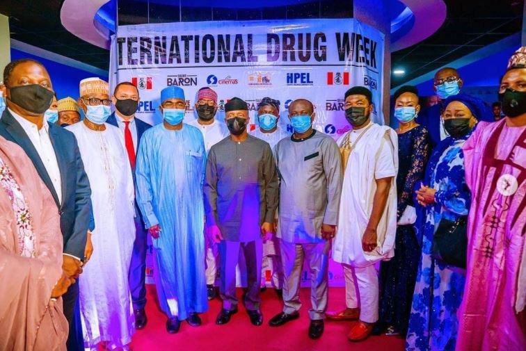 Vice President Yemi Osinbajo, Friday evening attended the premiere of a movie titled “The Silent Baron”, a film produced by Mr Ifeanyi Ukaeru