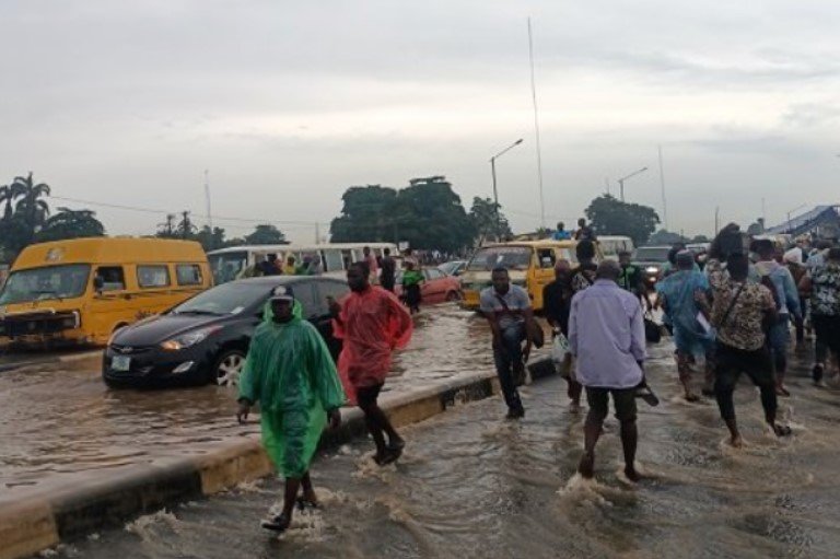 NiMet predicts thunderstorms, rainstorms, flash floods nationwide