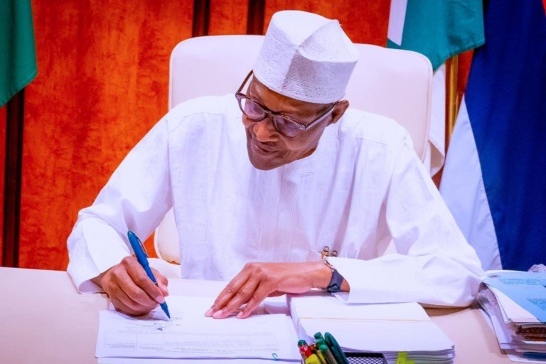 President Muhammadu Buhari signs Petroleum Industry Bill into Law