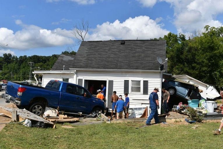 Many people in the town of Waverly are searching for missing friends and relatives Tennessee