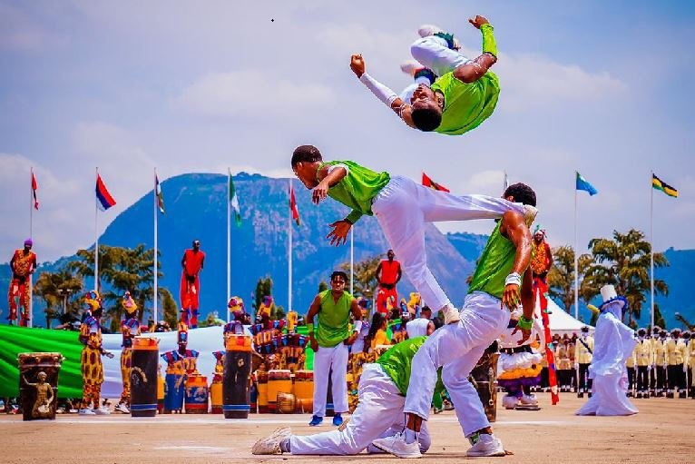 Acrobatics on display as Nigerians celebrated the 61st Independence Day in Abuja, the country's capital