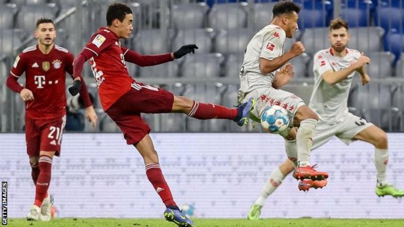 Jamal Musiala's third Bundesliga goal of the season earned Bayern Munich victory at home against Mainz
