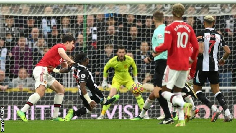 Since joining prior to the 2019-20 campaign, Allan Saint-Maximin is the only Newcastle player in double figures for goals (10) and assists (11) in the Premier League