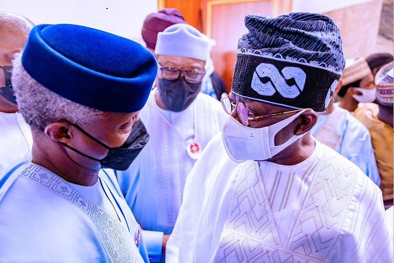 Vice President Yemi Osinbajo and Asiwaju Bola Tinubu having a tête-à-tête as Governor Fayemi looks on