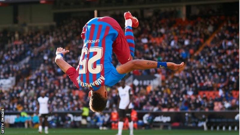 Pierre-Emerick Aubameyang celebrated with his trademark somersault