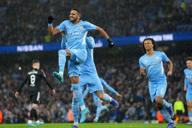 Riyad Mahrez scored twice as Manchester City beat Fulham to reach FA Cup Fifth Round