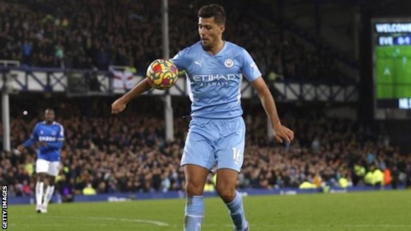 Manchester City midfielder Rodri was not penalised when the ball hit his arm in the penalty area Everton