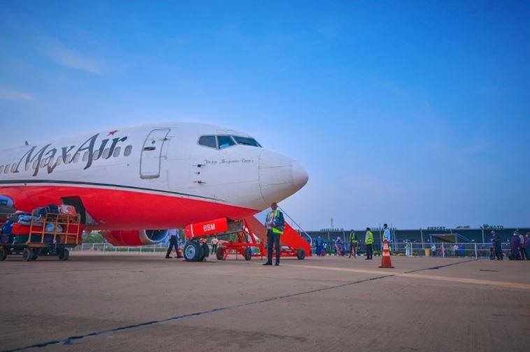 Max Air arrives Abuja from Bucharest