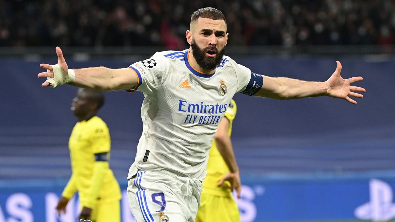 Karim Benzema celebrates scoring for Real Madrid vs Chelsea