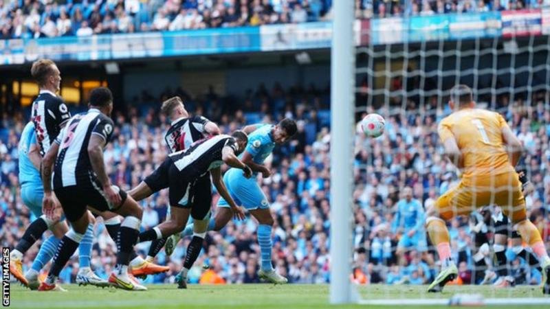 Manchester City secured a fourth Premier League win in a row with the help of Rodri's sixth goal of the season