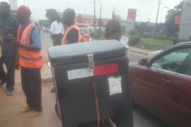 LASTMA apprehends two special traffic mayors for arresting traffic offenders