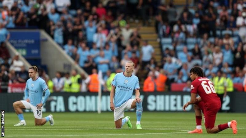 Premier League players took the knee prior to the Community Shield between Liverpool and Manchester City