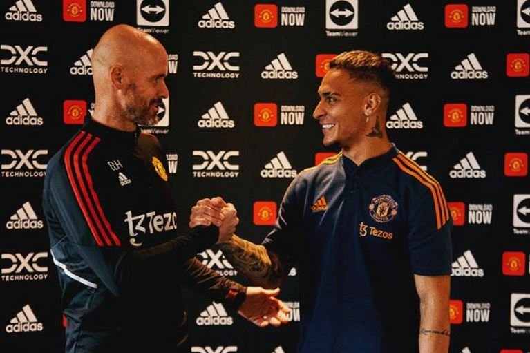 Erik ten Hag welcomes Antony to Manchester United