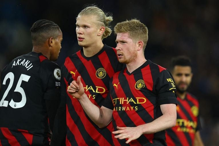 Manchester City's Kevin De Bruyne, Manuel Akanji and Erling Braut Haaland