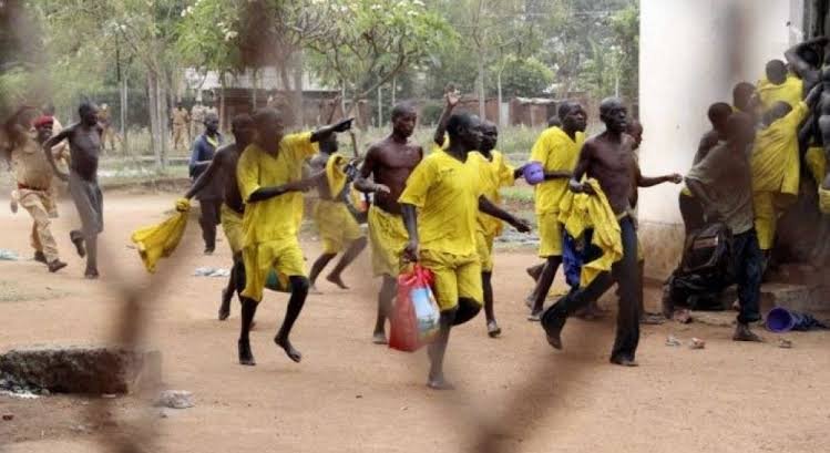 Enugu inmates rewarded a new football pitch 