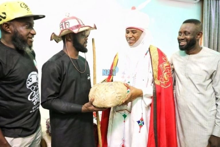 Seyi Tinubu was conferred with the chieftaincy title of “Sokajo Fulbe” (the Ambassador of the Fulani Youth).