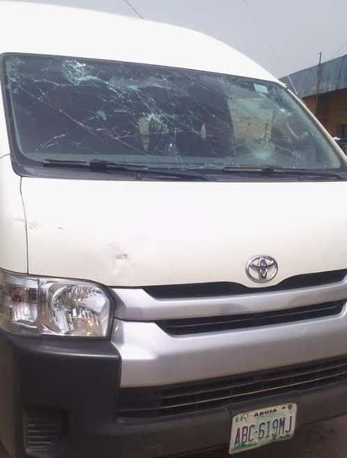 EFCC monitoring bus attacked by gunmen in Abuja and Imo State