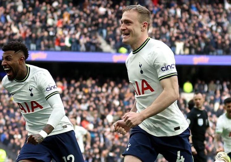 Oliver Skipp scores his first goal for his boyhood club Tottenham against Chelsea