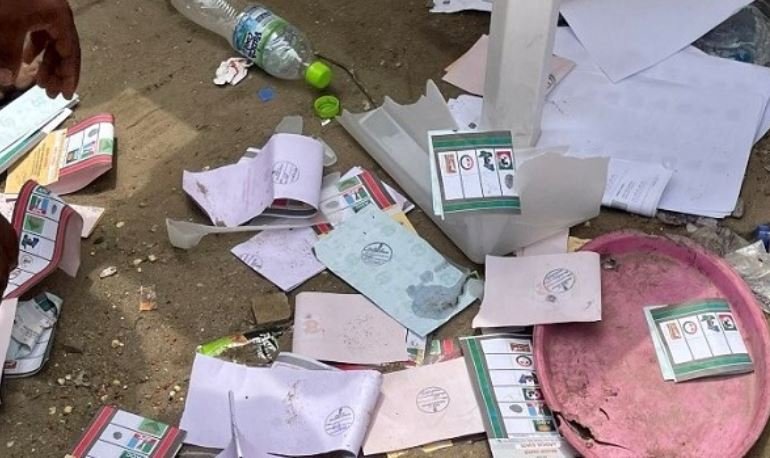 Election: Thugs hijack, destroys voting materials in Bayelsa