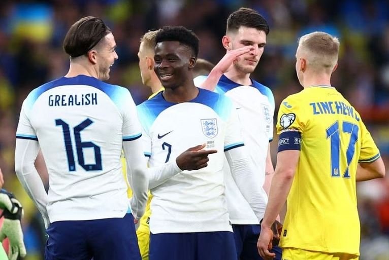 Bukayo Saka created one and scored the other as England dispatched Ukraine