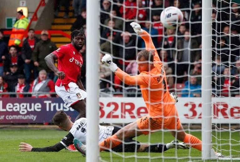 Wrexham's Jacob Mendy scores their second goal in a five-goal thriller against Notts County