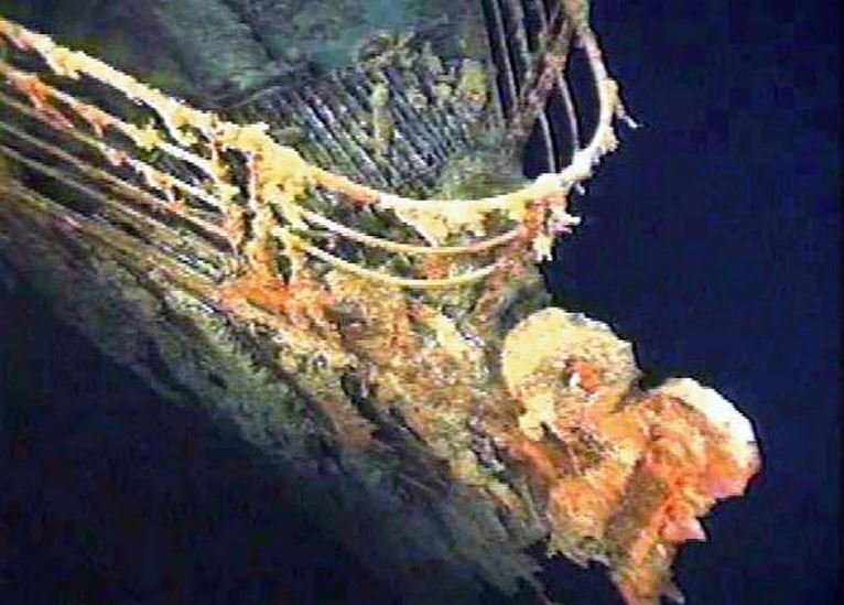 The port bow railing of the Titanic lies in 12,600 feet of water about 400 miles east of Nova Scotia as photographed earlier this month as part of a joint scientific and recovery expedition sponsored by the Discovery Channel and RMS Titantic. Scientists plan to illuminate and then raise the hull section of this legendary ocean liner later this month. Reuters/File Photo