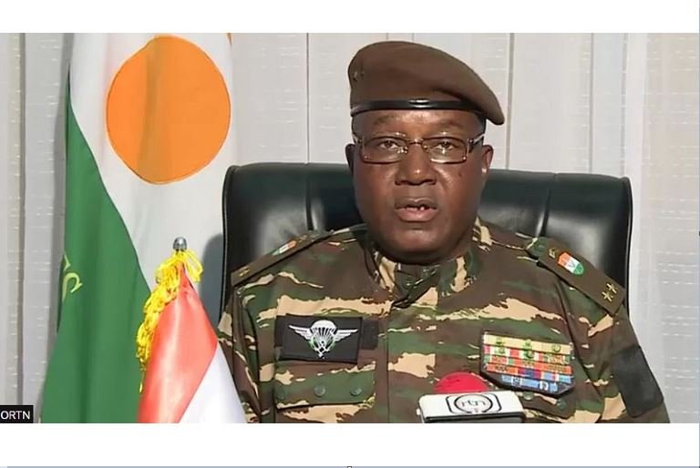 Niger junta reopens airspace weeks after coup