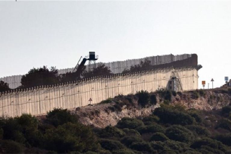 Israel shells South Lebanon after border fence blast