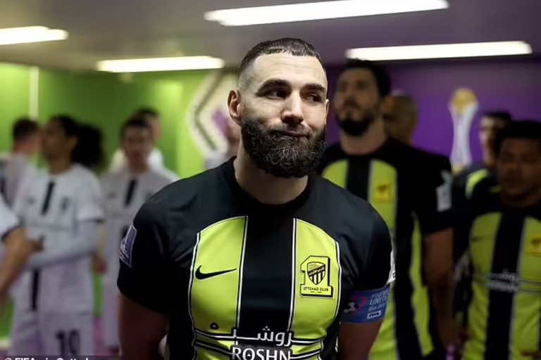 Fans nickname Benzema 'son of defeat' after 5-2 Ronaldo thrashing