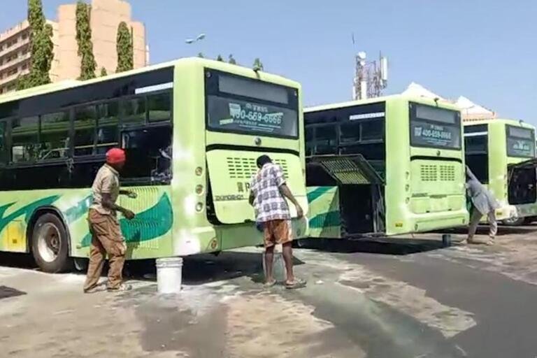 The government said the CNG-powered mass transit buses would help Nigerians save two-thirds of transportation costs