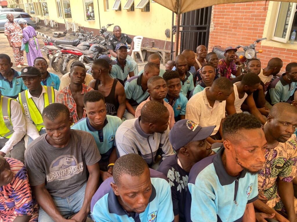 Arrested notorious highway gangs by Lagos Taskforce