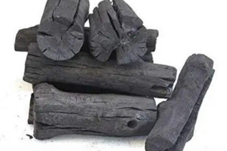 Nigerians opt for charcoal as alternative cooking energy