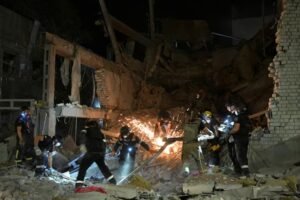 Russian missiles kill 50 at Ukrainian military institute