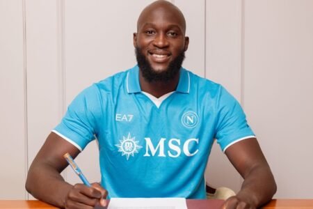 Romelu Lukaku has joined Napoli from Chelsea for £30 million