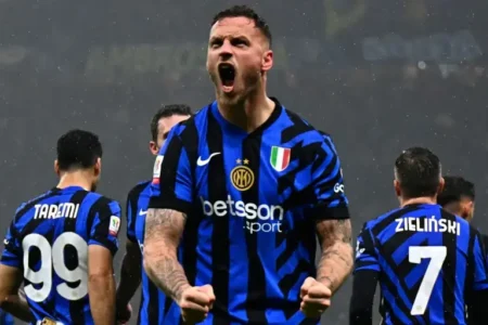 Inter beat Lazio to set up Milan derby in Italia Coppa semis