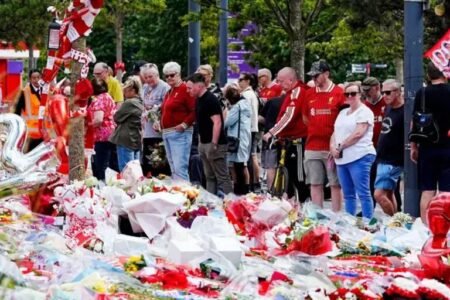 Fans mourn Diogo Jota in his Portuguese hometown