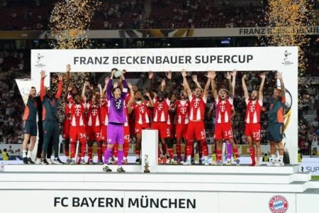 Bayern outclass Stuttgart to lift German Super cup