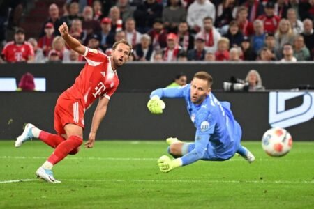 Kane hits hat-trick as Bayern put six past Leipzig in Bundesliga opener