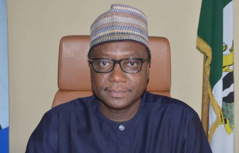 FG considers pay rise for political office holders